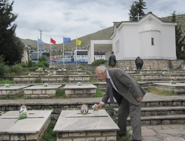 Η αλβανική κυβέρνηση αποφάσισε την κατασκευή δύο ελληνικών νεκροταφείων για τους Έλληνες του '40